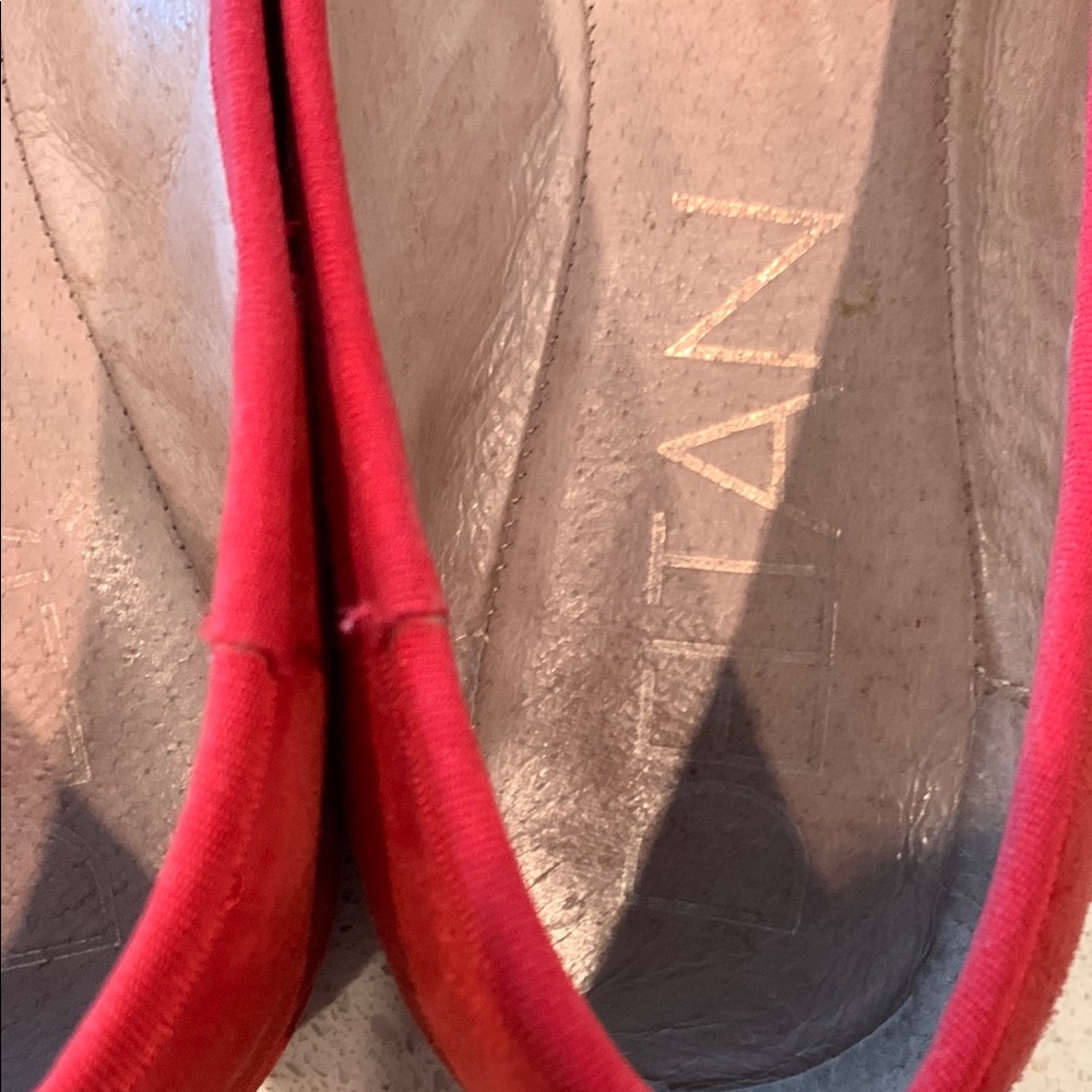 Women's Red Ballet Flats - Picture 8 of 12